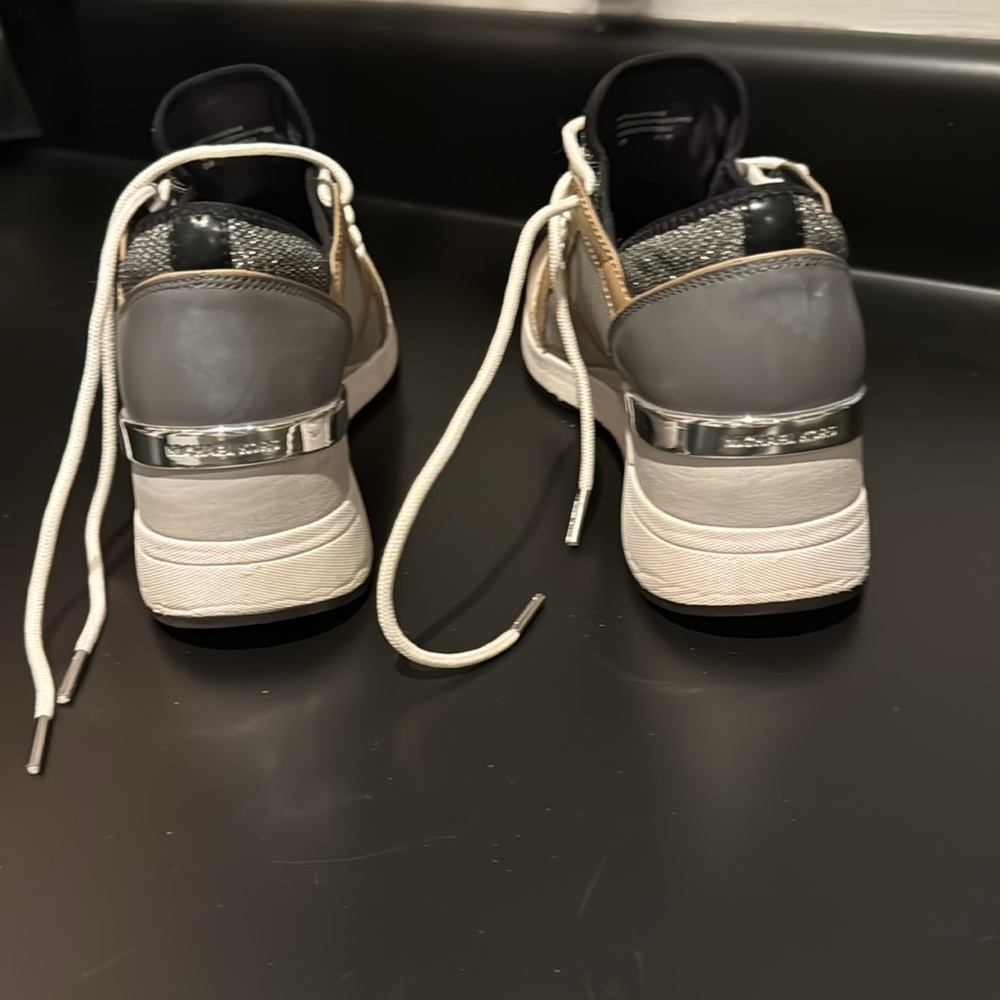 Michael Kors bling sneakers - Picture 3 of 5